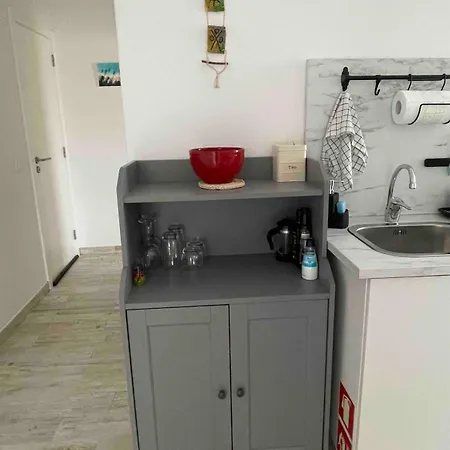 Daire Spacious In Sunny Minutes To