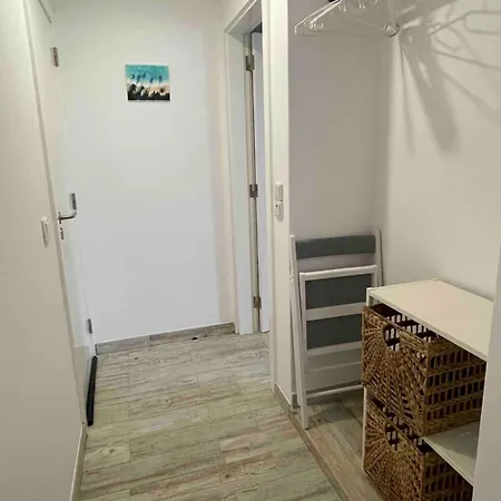 Spacious In Sunny Minutes To Daire Lourinhã