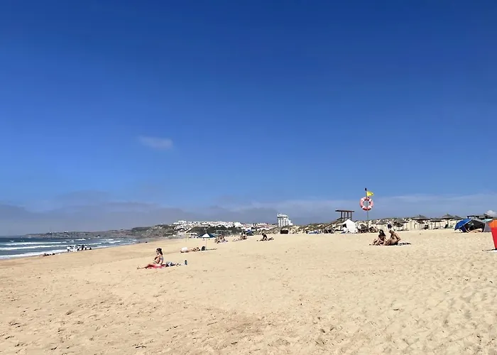 Spacious In Sunny Minutes To 로리냐