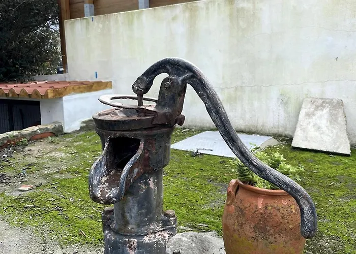 아파트 Spacious In Sunny Minutes To 로리냐